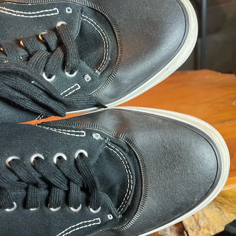 RAREš„ Converse Crimson Core Canvas OX Black Sneakers SZ 10 153465C Skate Shoes - Picture 7 of 8